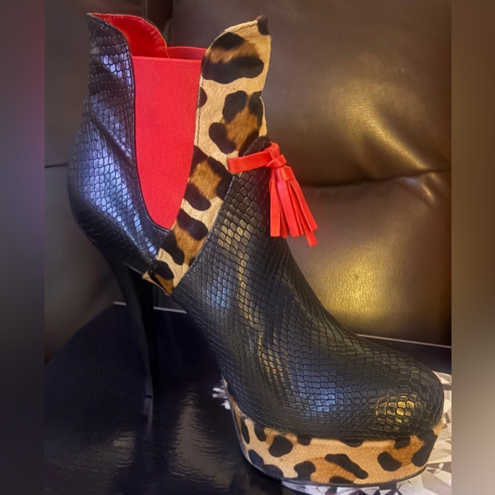 Exotic Black and Red Leopard Print Heels